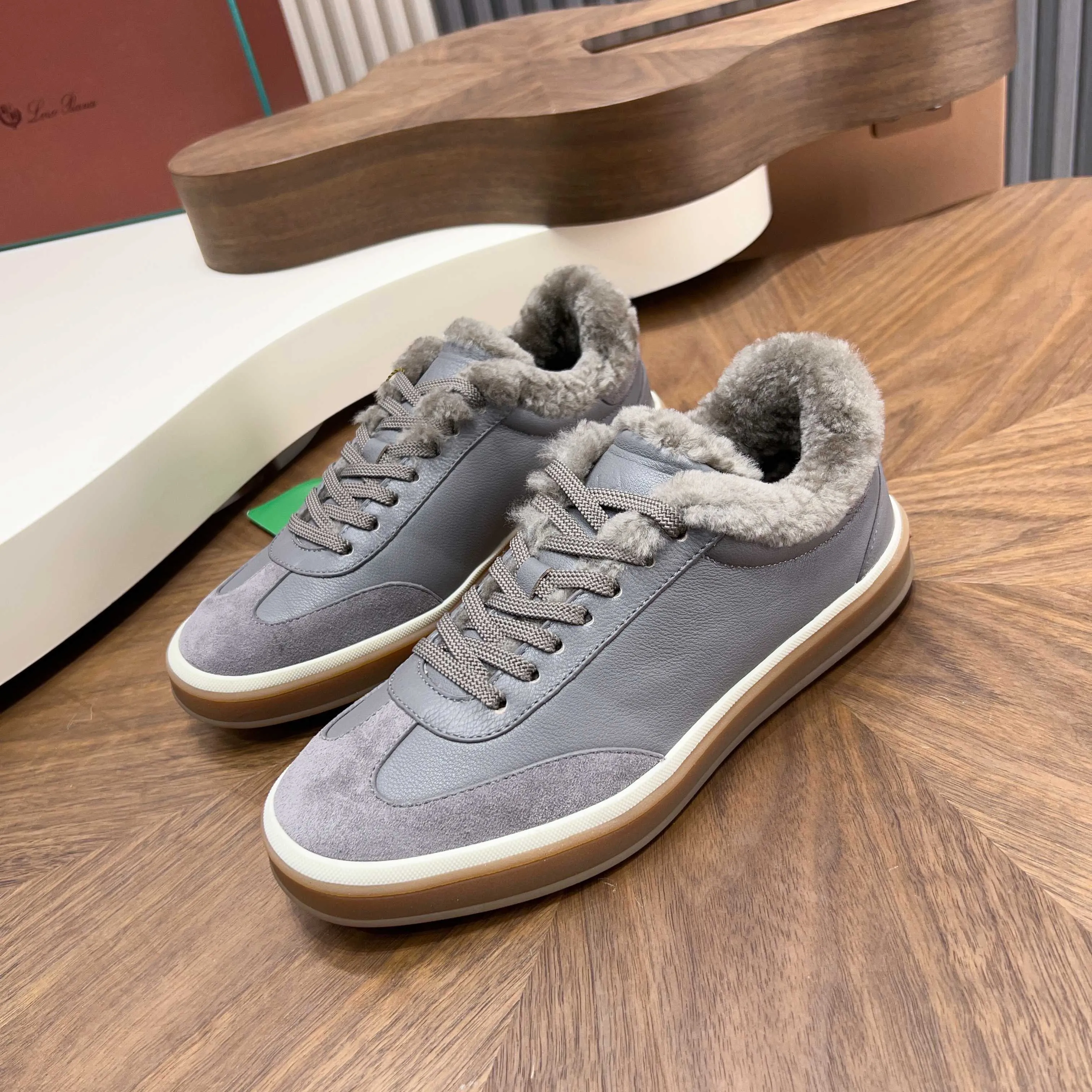 💰740 Loro Piana - Classic casual wool shoes, men's lace-up casual shoes and sneakers, high-quality lightweight and comfortable fabrics, suitable for outdoor leisure, the color is young and energetic, and it looks great with sportswear or casual suits! Code number: 39-44 (45, 46, can be customized)